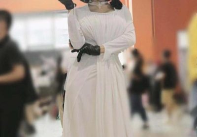 笑容可爱的两只柯基，秋和柯基最新写真免费送，快快获取