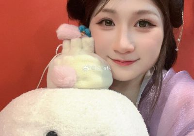 欣赏zyra秋的美图：让每个人都心驰神往