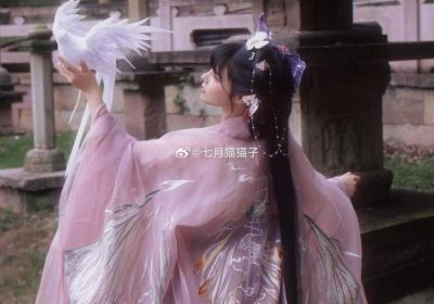 七月喵子双手挡镜头，精选cos照片送给小伙伴们