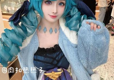 最新的凉凉子圣诞麋鹿比邻更新，一定不要错过