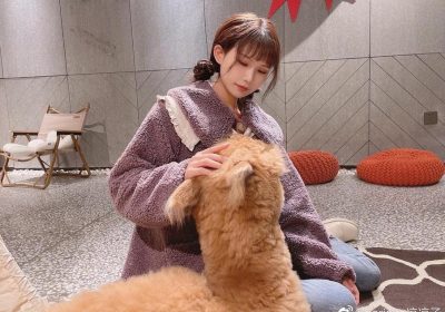 凉凉子剧情教师：探寻华丽的cos作品