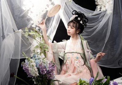 喵小吉cos甘雨完整版，原图照片一一揭秘，让您从不同角度尽赏美图