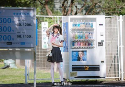 贴心桜桃喵草莓蛋糕：全息图包，一键送上你的手机