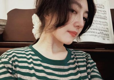 樱晚gigi教钢琴的原图分享，让你更深入地感悟音乐内涵。