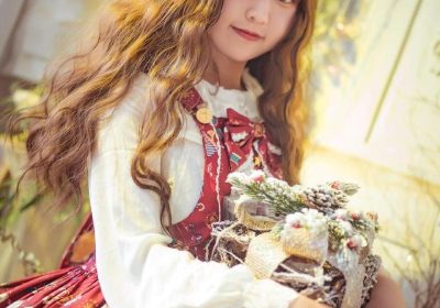 白金saki个人资料合集：精选美图图包更新
