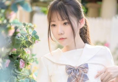 香草喵露露no课室制服：用作品展现精选cos照片