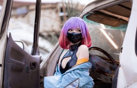 Luna 主题COS图 (CN：是三不是世w)