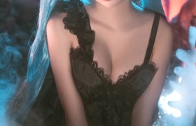 蠢沫沫《深海少女》图