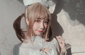 COSPLAY爱好者@果咩酱w 个人介绍及小蓝鸟地址