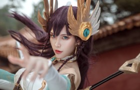 《英雄联盟》人物艾瑞莉娅COS真人图刀妹（CN：月潋寒殇）