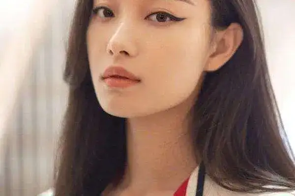 张艺谋潜倪妮三天三夜是真的吗，倪妮连续三天叫声惊动剧组真假-1