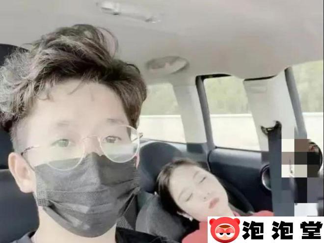 震惊！抖音花店老板娘8分25秒视频流出 播放的内容再次刷新道德底线-3