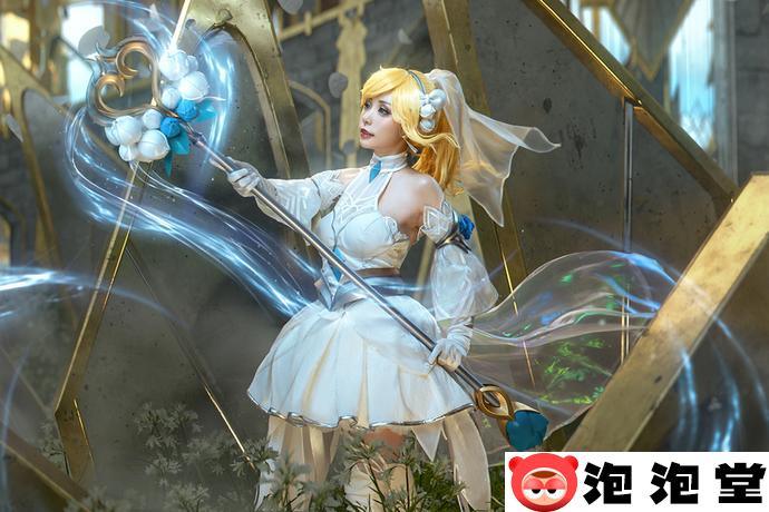 激情Cosplay爆机少女喵小吉 用独特惊艳的角度征服男粉的女菩萨-5