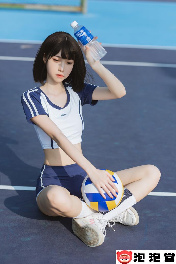 超级养眼！许岚LAN夏日运动服化身迷人动感的足球宝贝-6