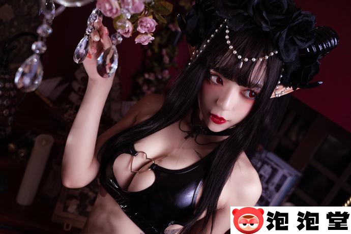 最强蹦迪选手！B站冷艳舞小喵地狱王女的视频魔力-4