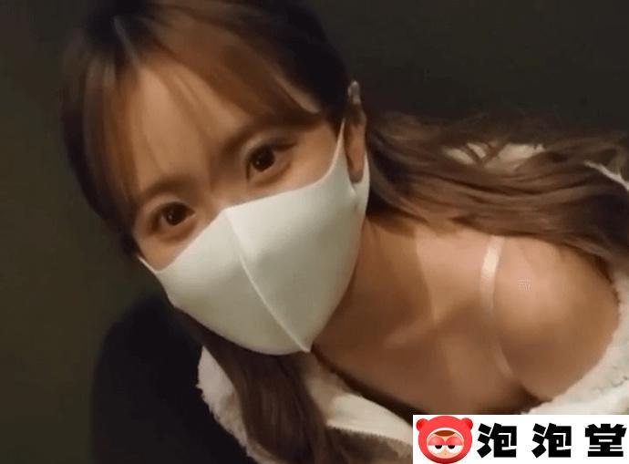 井川里予和别人打扑克牌的视频在哪里能找到？她是怎么火起来的？-1