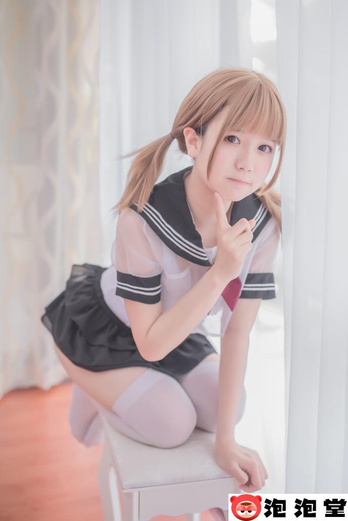 超吸睛！白金saki校园水手服勾引起学生时期的美好时光-3