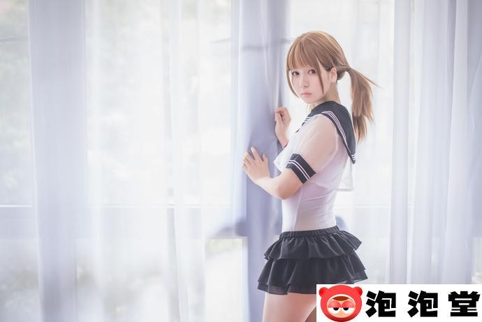 超吸睛！白金saki校园水手服勾引起学生时期的美好时光-2