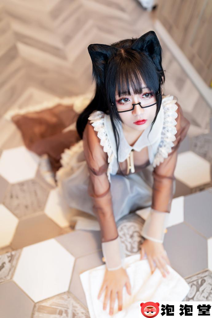 妖娆身材！娃娃脸日奈娇半R女仆作品移不开的目光-4