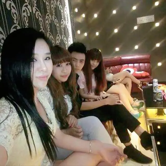 河北邯郸永利KTV聊天记录发生了什么事情？4男6女可真的会玩-3