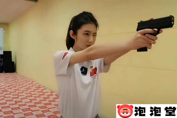 张津瑜厕所门事件经过是真的吗?与吕总的劲爆视频接连曝光