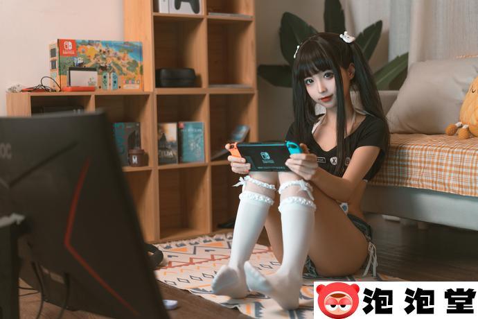 宅男沦陷！蠢沫沫的创可贴cos，从地铁任务到健身环到底有多绝？-1