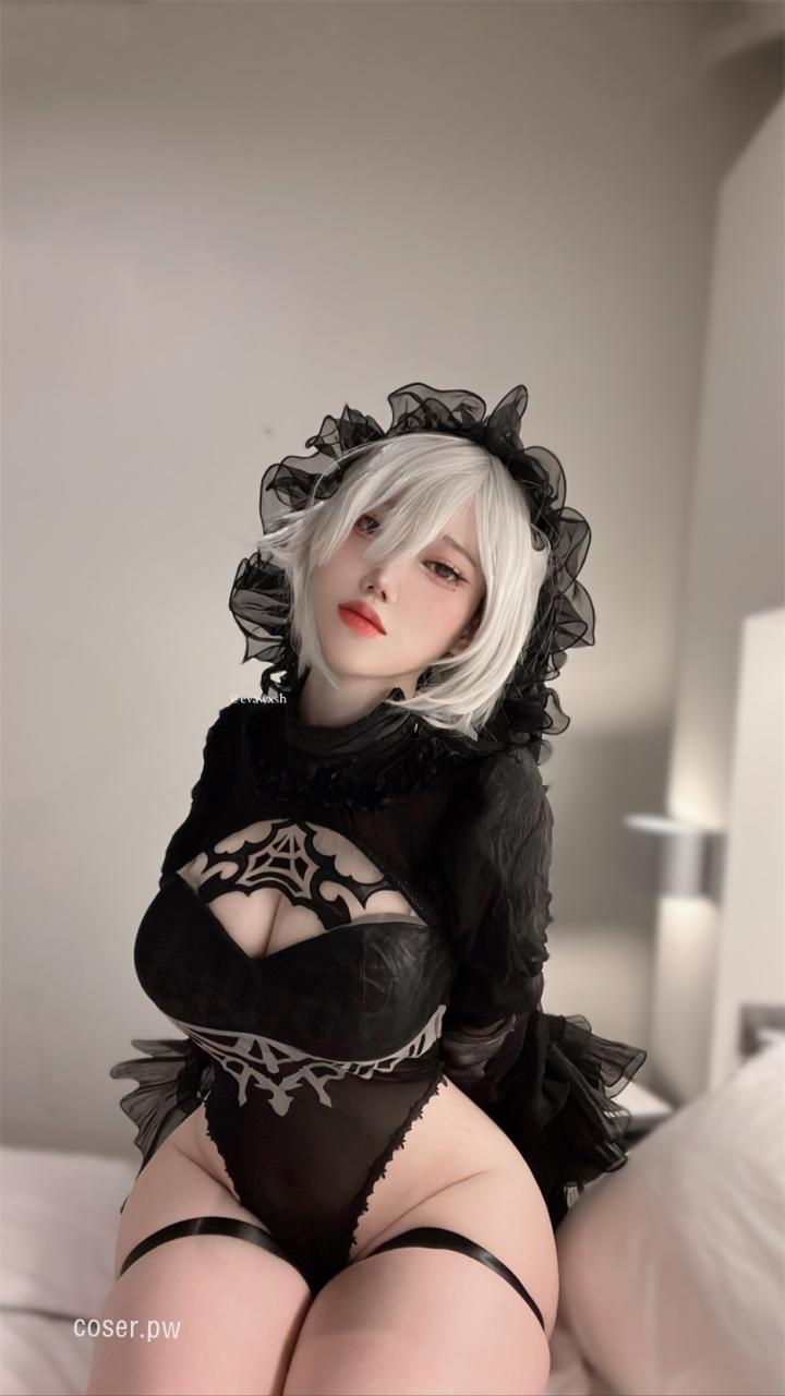 韩国人气coser Evawish个人介绍，深度还原能力