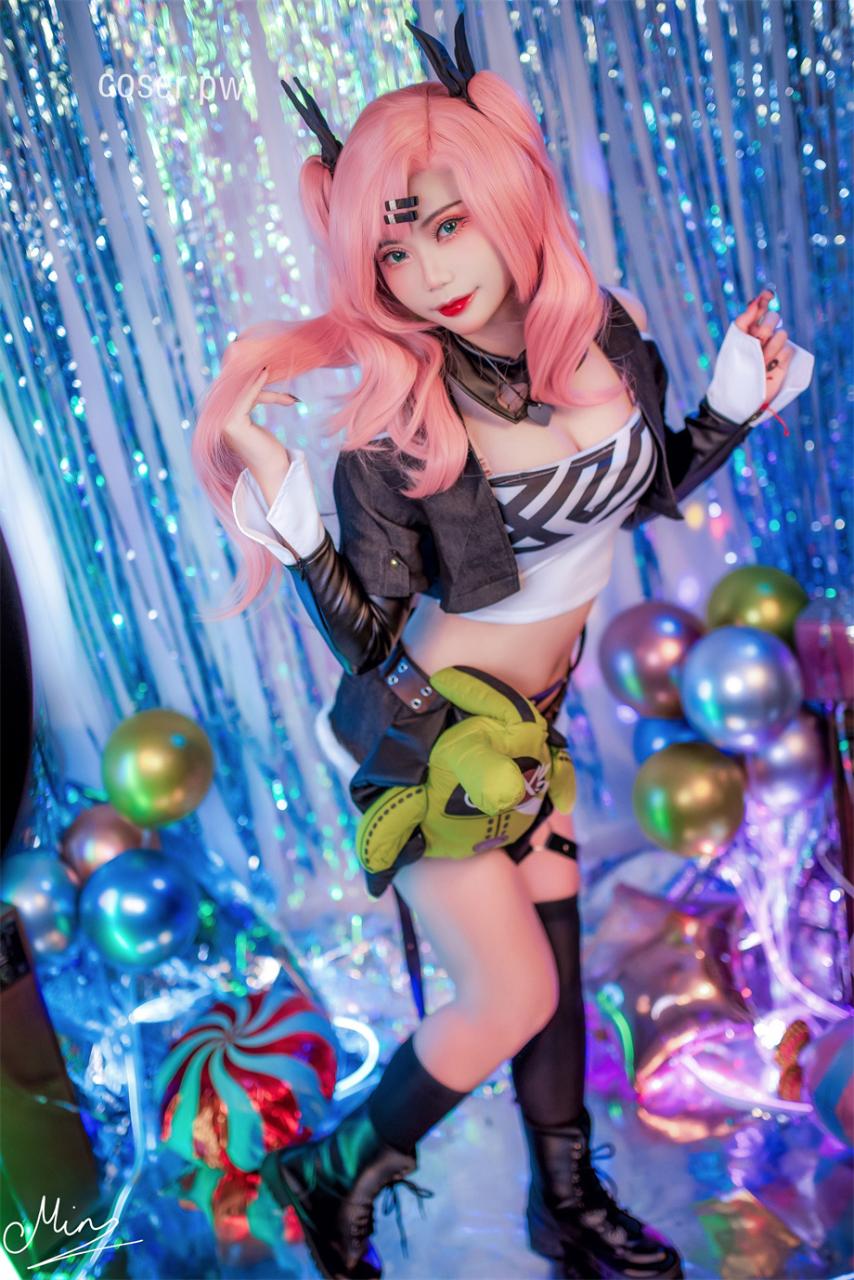 韩国Coser Mimmi（腾飞美）介绍，风格多样化的网红！