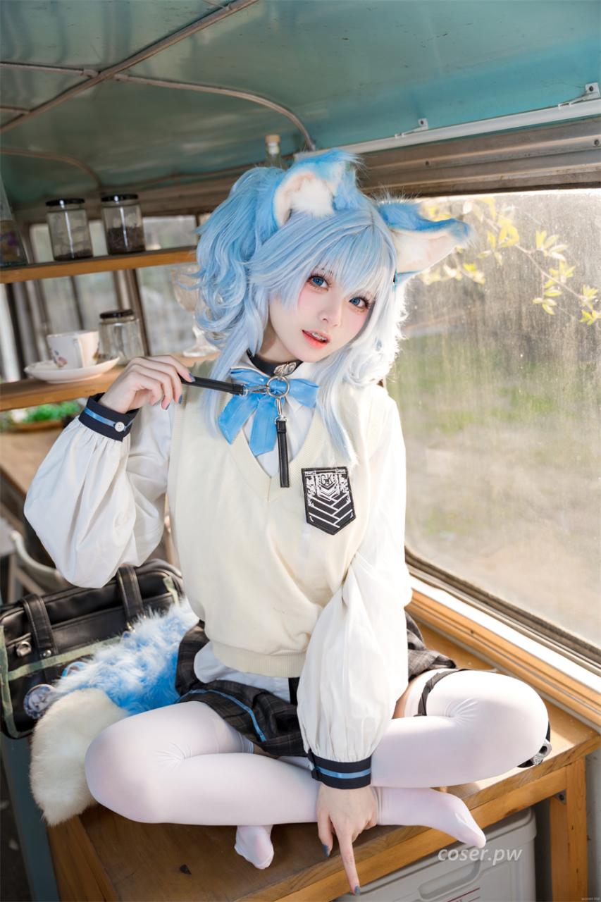 九柒喵个人介绍，新生代Cosplay博主！