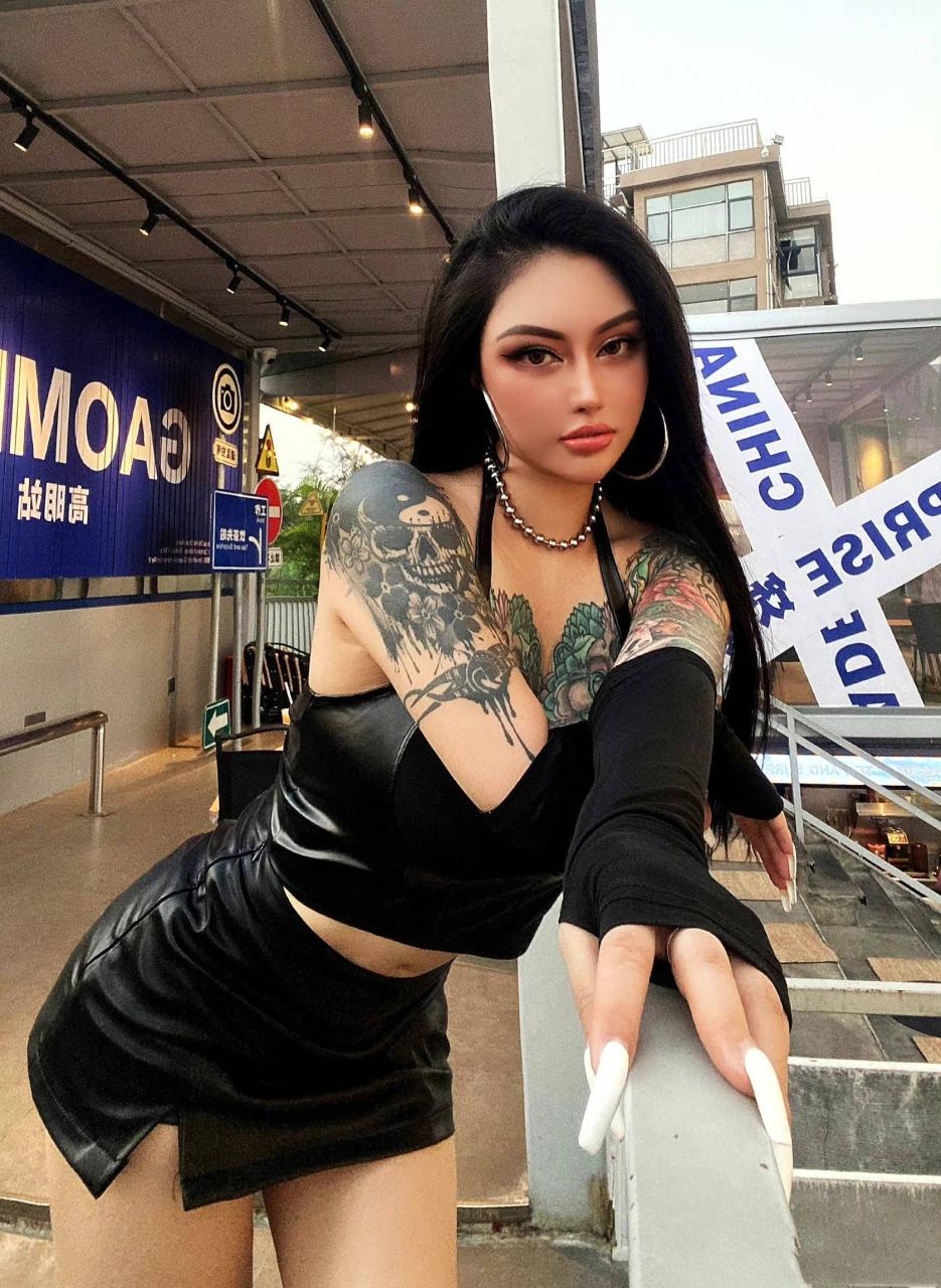 纹身美女「你辣椒姐啊」养眼火辣生活图
