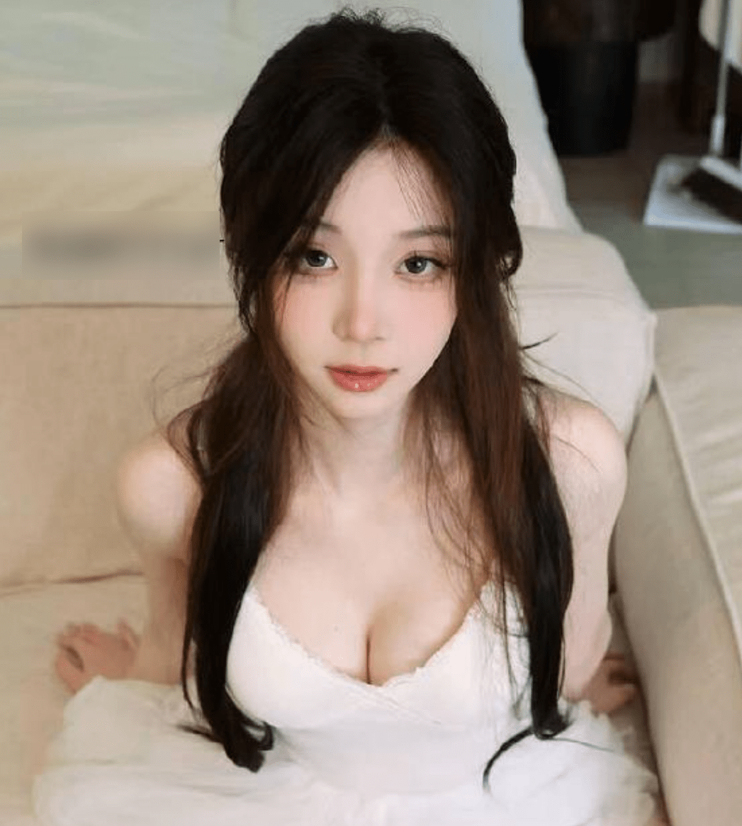 肚脐小师妹个人简介，岛遇写真套图作品赏析