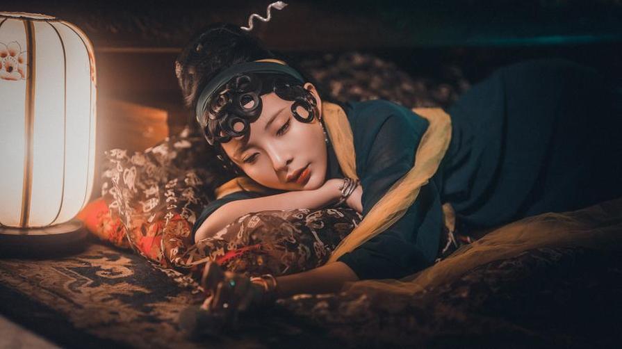 品味原天夕子大象图,享受她好看的美图。 品味原天夕子大象图,享受她好看的美图。