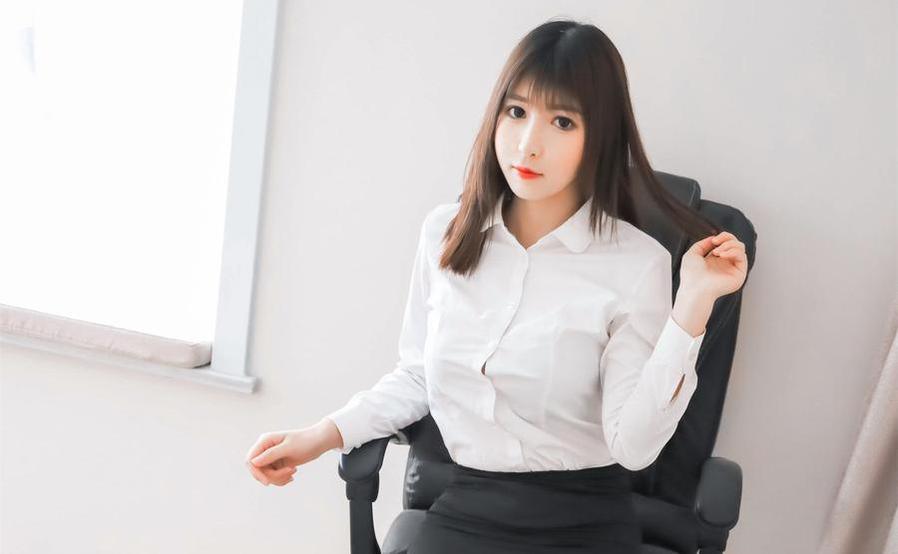 这个cos作品一定要装进小酥酱体操服里 这个cos作品一定要装进小酥酱体操服里