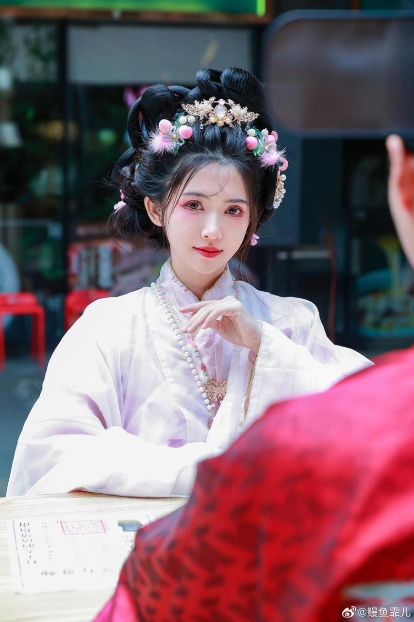 鳗鱼霏儿cos一折纸精选:古风美女的华丽照片集锦 鳗鱼霏儿cos一折纸精选:古风美女的华丽照片集锦
