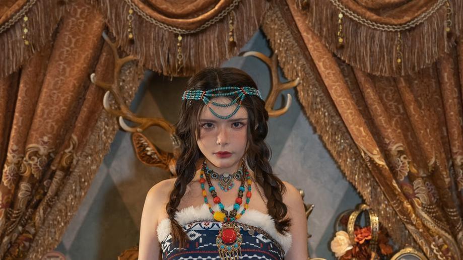 秋与柯基艳忍的角色魅力,穿梭于电影和cosplay之间,让人们宛如在梦境中徜徉。 秋与柯基艳忍的角色魅力,穿梭于电影和cosplay之间,让人们宛如在梦境中徜徉。