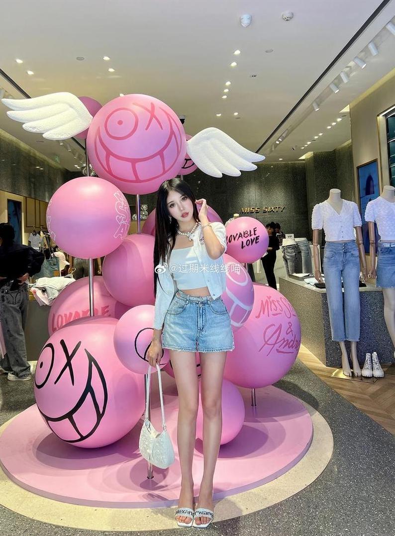 过期米线线连体衣:漫展美图分享,穿上它,Slay The World 过期米线线连体衣:漫展美图分享,穿上它,Slay The World