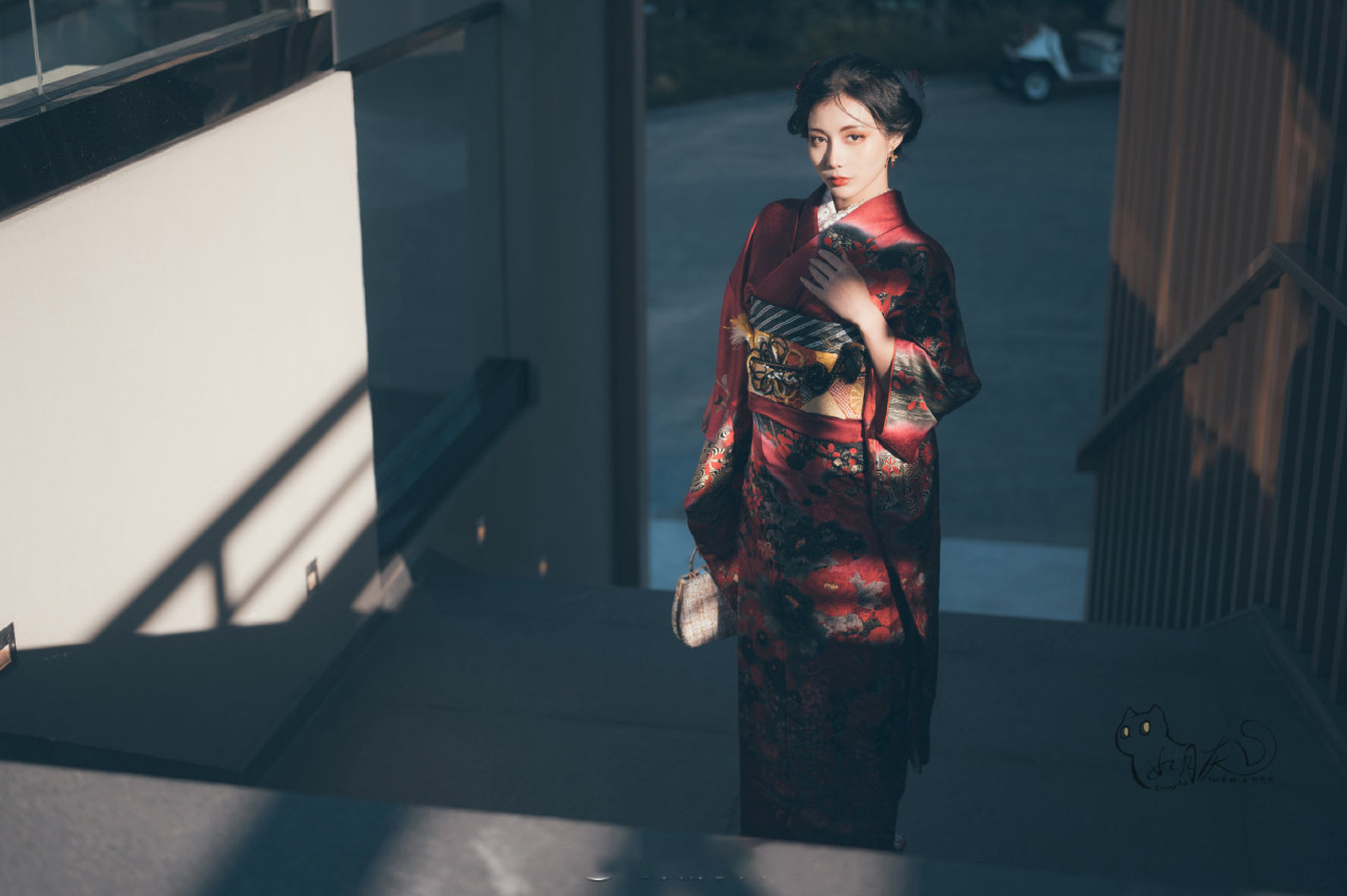 如月灰和服写真图欣赏-图集侠