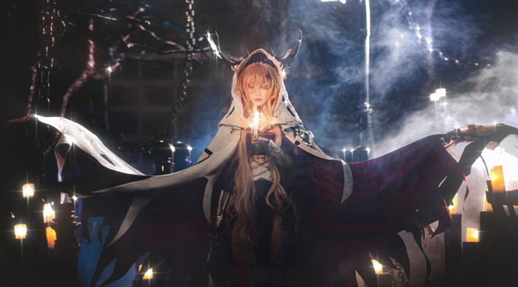 《明日方舟》烛骑士 薇薇安娜·德罗斯特COS (cn:宫本桜)-图集侠
