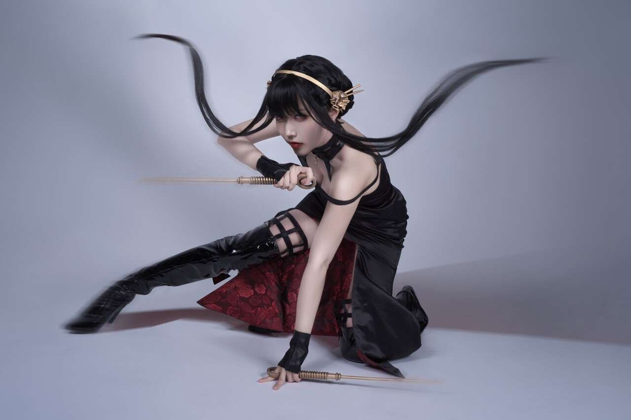 约尔kiriko_celia COS《间谍过家家》太符合原型人物了-图集侠