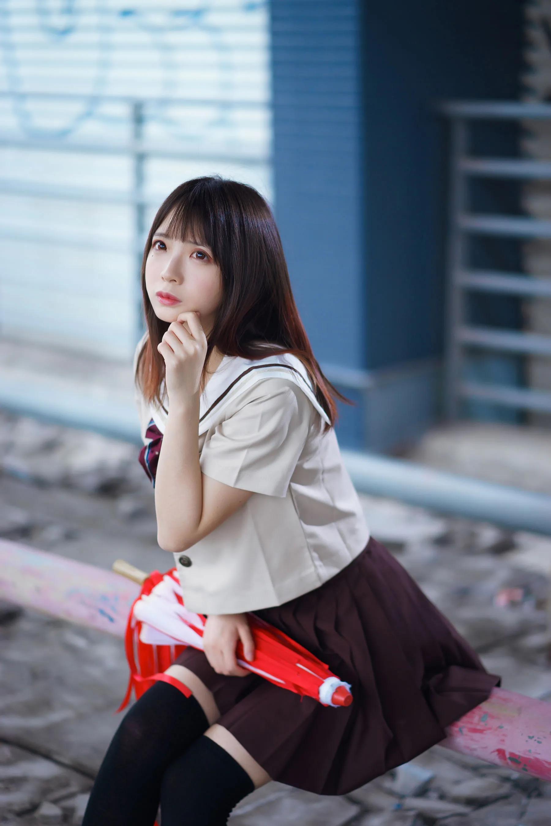 疯猫ss《丝袜狂想曲(伞)》嘿丝美少女图片欣赏-N5次元