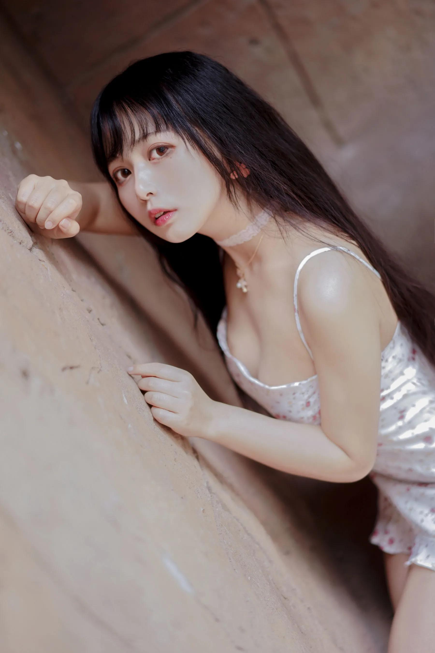 黑猫猫OvO 超唯美性感私房写真图片-N5次元