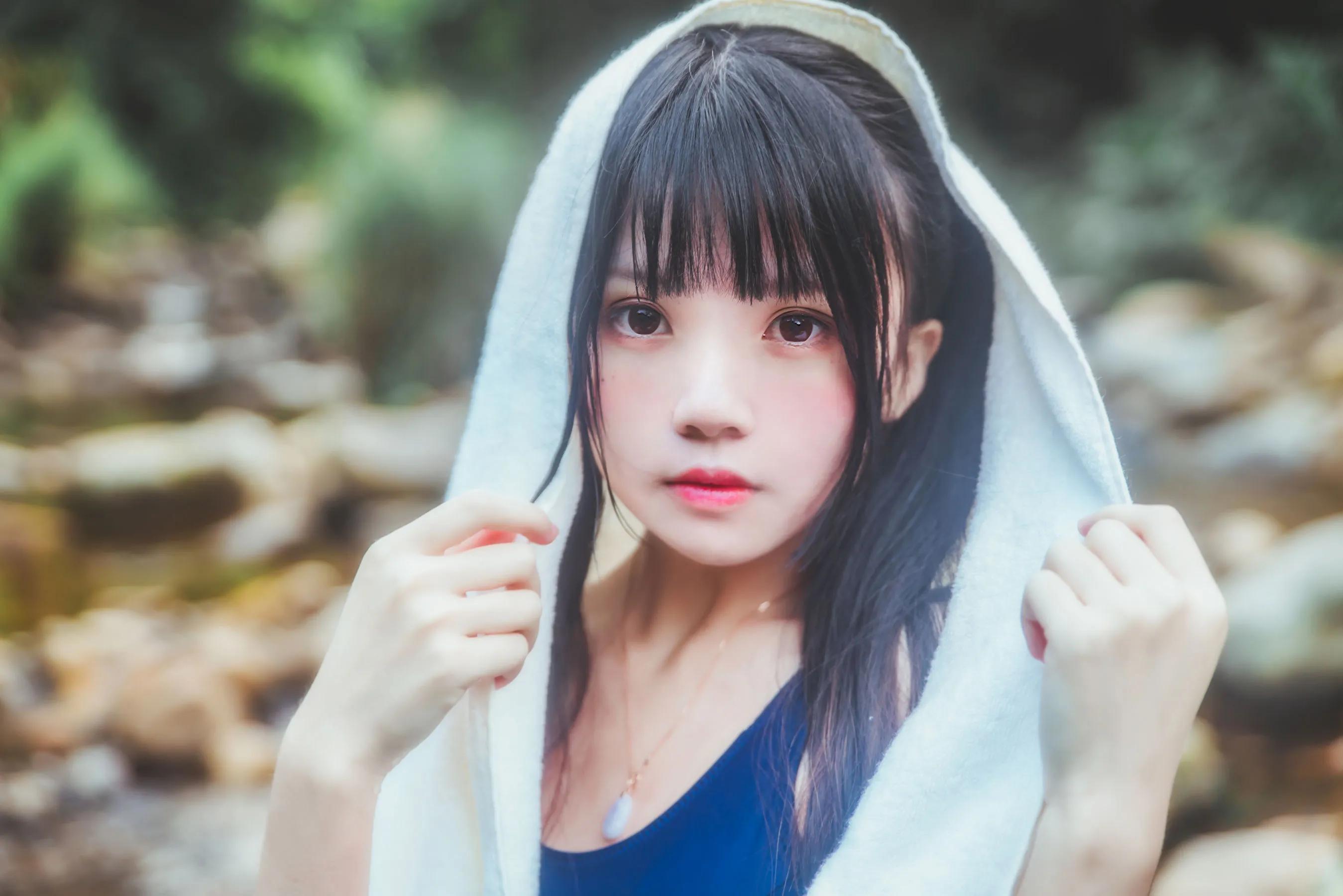 桜桃喵《校服少女COSPLAY湿身系列》照片欣赏-N5次元