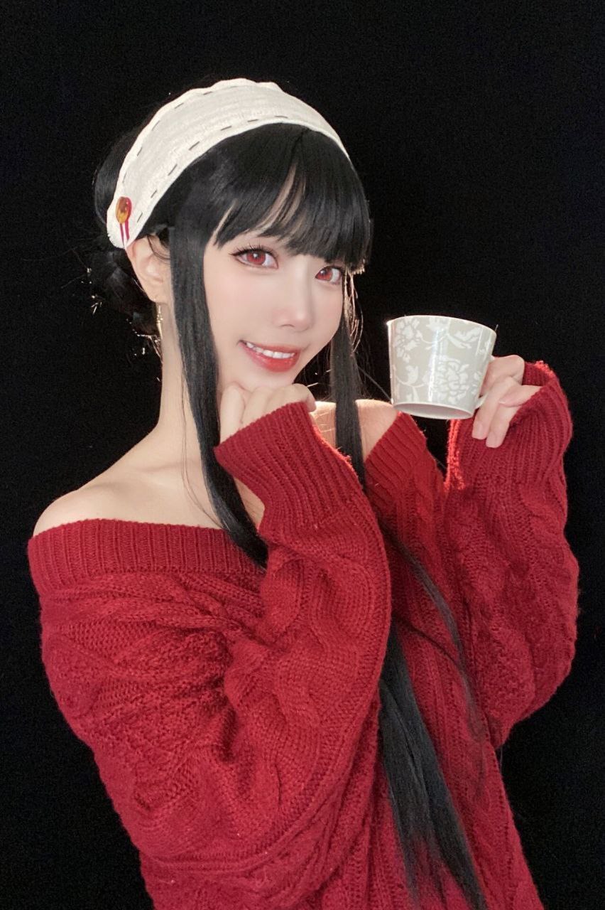 约尔kiriko_celia COS《间谍过家家》太符合原型人物了-图集侠