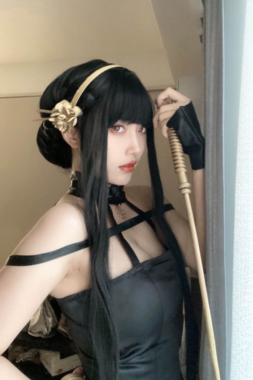 约尔kiriko_celia COS《间谍过家家》太符合原型人物了-图集侠