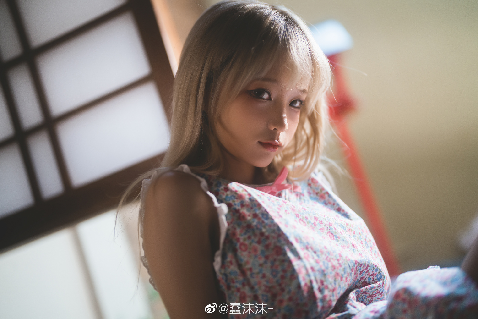 蠢沫沫9月最新《和风碎花》写真图-泡泡堂
