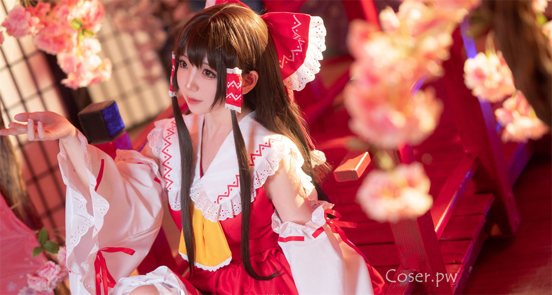 秋楚楚cosplay图集，花花世界中各种各样-图集侠