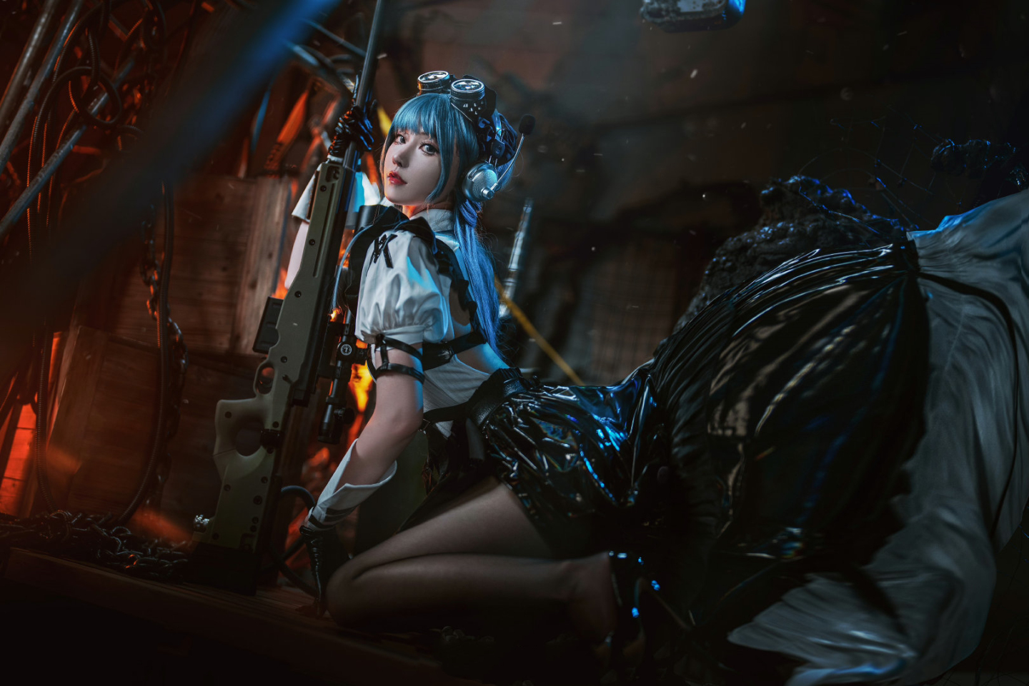 游戏《原神》战斗女仆真人COS图（CN：露兒大魔王_）-图集侠