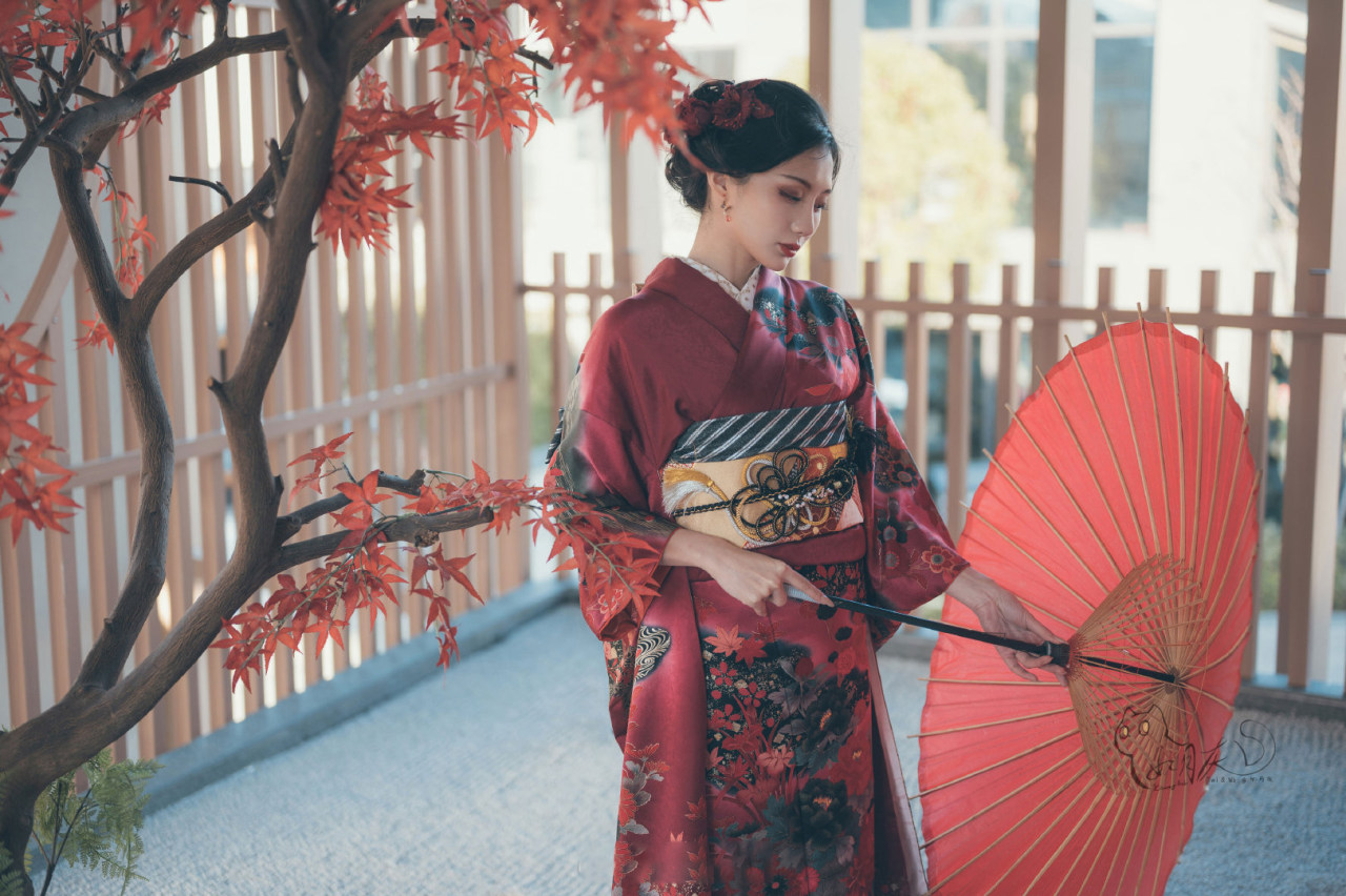 如月灰和服写真图欣赏-图集侠
