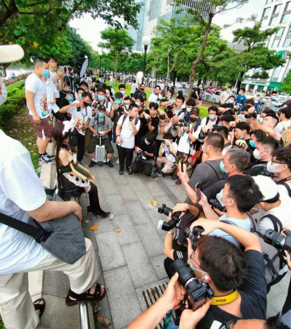 网红狗头萝莉又爆雷了 被质疑故意搞颜色-图集侠