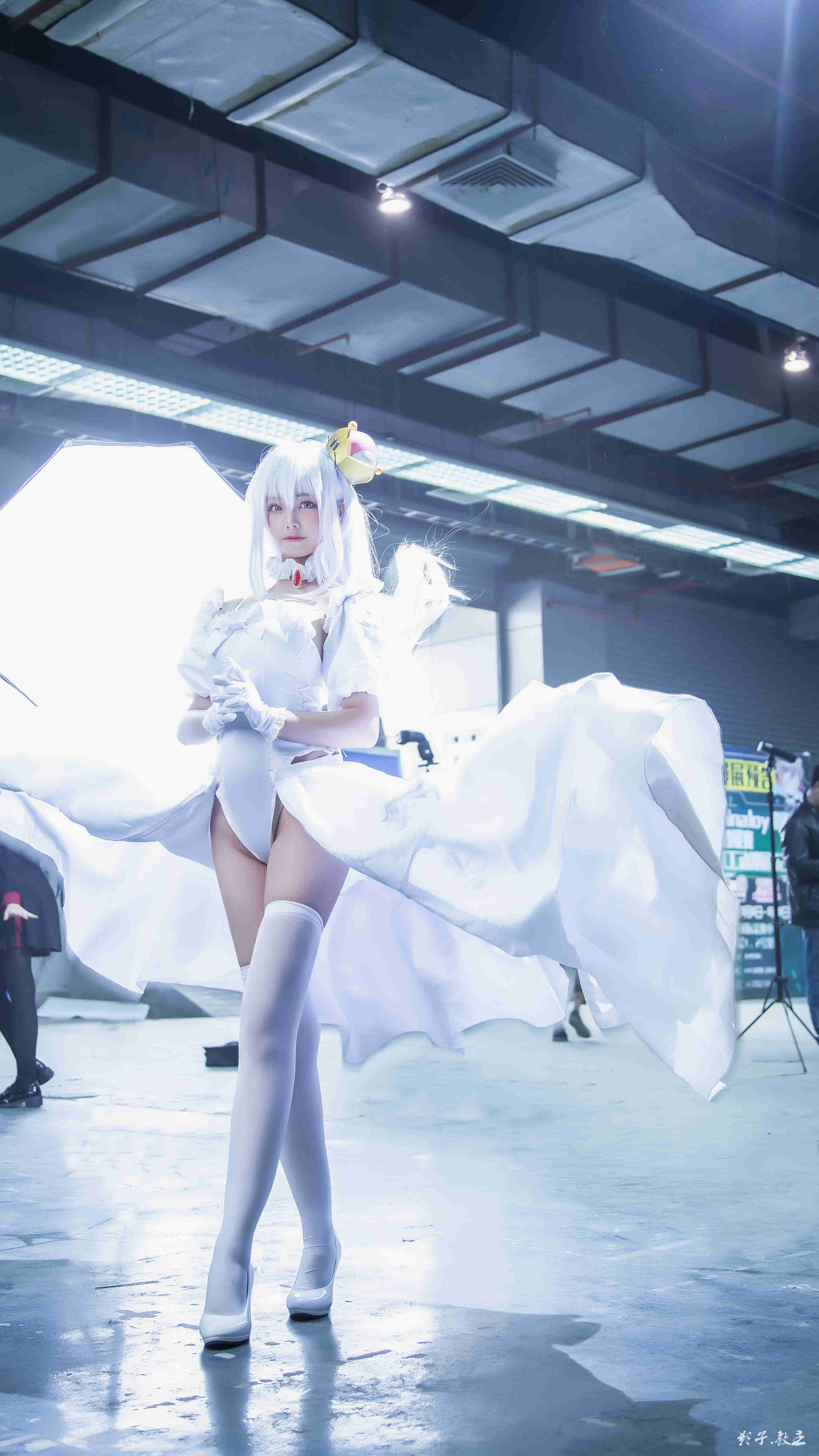 漫展里的幽灵姬真人COS（CN：蜜汁猫裘）-图集侠